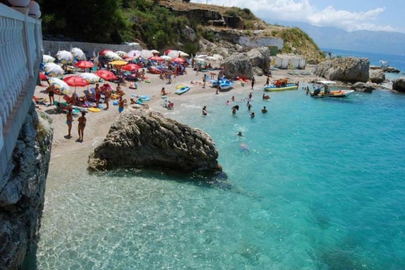 Vlorë Lovely Place. Close To Beach & Boulevard מראה חיצוני תמונה
